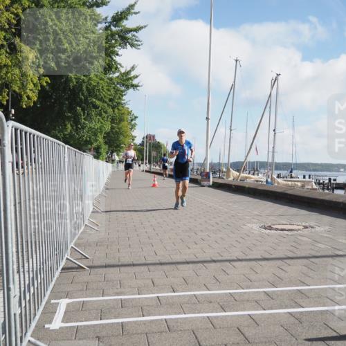 17.08.2025 - KN Förde Triathlon 2025 KatJ http://msf.ph/oto/8582163 17.08.2025 09:59:46 Laufen 103, 108 meine-sportfotos.de