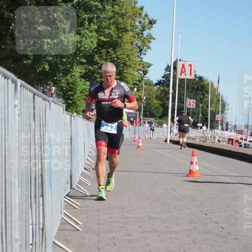 17.08.2025 - KN Förde Triathlon 2025 KatJ http://msf.ph/oto/8582181 17.08.2025 12:23:26 Laufen 332, 634 meine-sportfotos.de