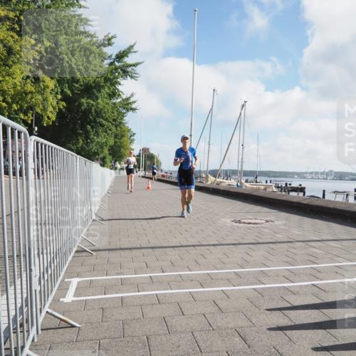17.08.2025 - KN Förde Triathlon 2025 KatJ http://msf.ph/oto/8582182 17.08.2025 09:59:47 Laufen 103, 108 meine-sportfotos.de
