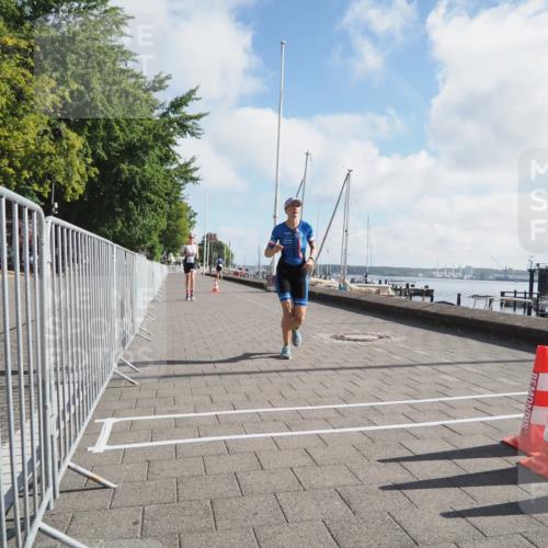 17.08.2025 - KN Förde Triathlon 2025 KatJ http://msf.ph/oto/8582201 17.08.2025 09:59:47 Laufen 103, 108 meine-sportfotos.de