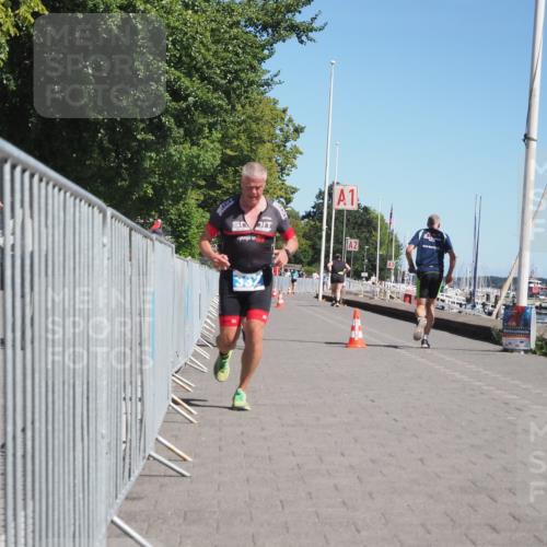 17.08.2025 - KN Förde Triathlon 2025 KatJ http://msf.ph/oto/8582215 17.08.2025 12:23:28 Laufen 332, 634 meine-sportfotos.de