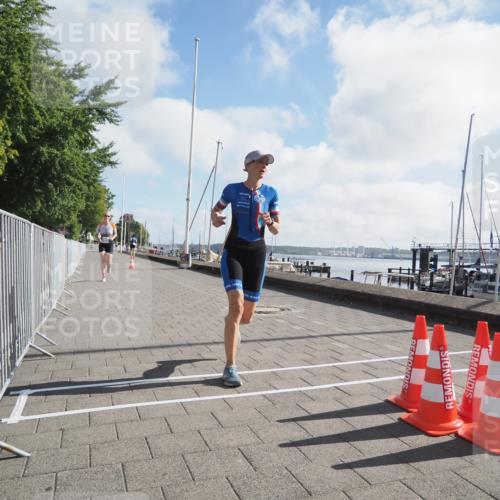 17.08.2025 - KN Förde Triathlon 2025 KatJ http://msf.ph/oto/8582219 17.08.2025 09:59:48 Laufen 103, 108 meine-sportfotos.de