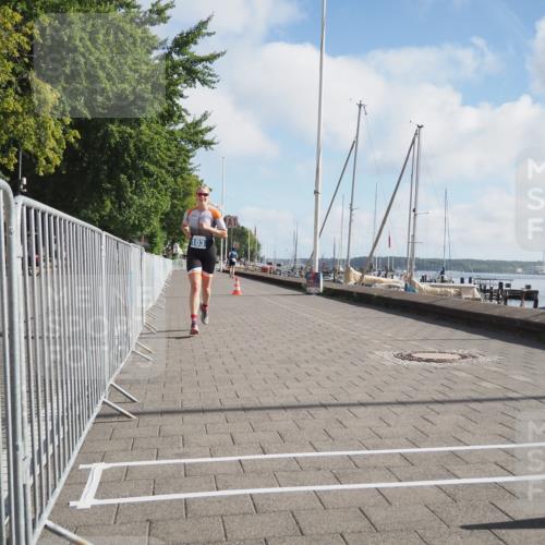 17.08.2025 - KN Förde Triathlon 2025 KatJ http://msf.ph/oto/8582236 17.08.2025 09:59:49 Laufen 103, 108 meine-sportfotos.de