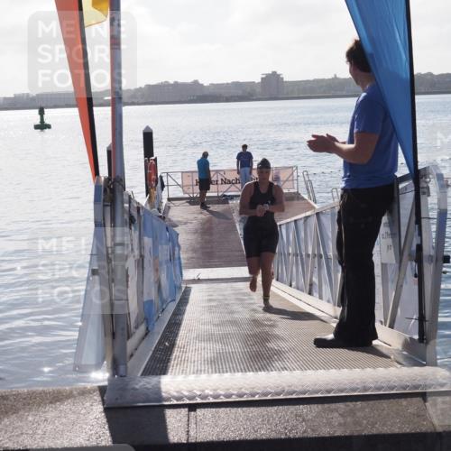 17.08.2025 - KN Förde Triathlon 2025 MichiJ http://msf.ph/oto/8582283 17.08.2025 09:21:30 Schwimmen 171, 201, 194, 201, 230 meine-sportfotos.de