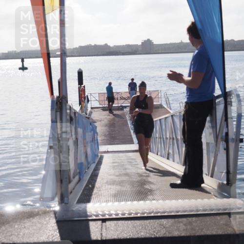 17.08.2025 - KN Förde Triathlon 2025 MichiJ http://msf.ph/oto/8582289 17.08.2025 09:21:30 Schwimmen 171, 201, 194, 201, 230 meine-sportfotos.de