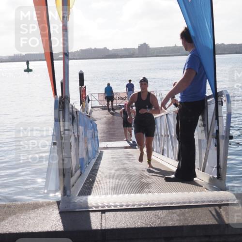 17.08.2025 - KN Förde Triathlon 2025 MichiJ http://msf.ph/oto/8582302 17.08.2025 09:21:31 Schwimmen 171, 194, 201, 194, 201, 230 meine-sportfotos.de