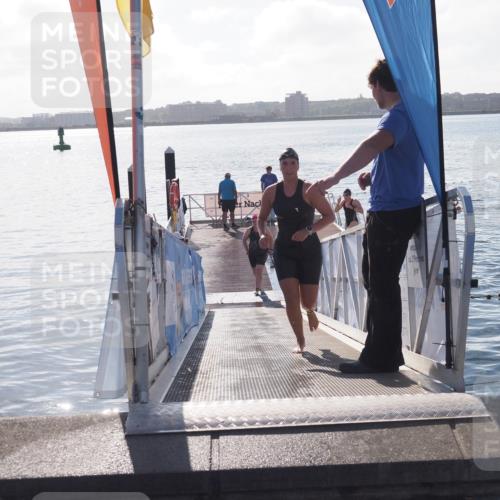 17.08.2025 - KN Förde Triathlon 2025 MichiJ http://msf.ph/oto/8582308 17.08.2025 09:21:31 Schwimmen 171, 194, 201, 194, 201, 230 meine-sportfotos.de