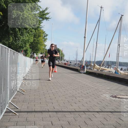 17.08.2025 - KN Förde Triathlon 2025 KatJ http://msf.ph/oto/8582312 17.08.2025 10:00:29 Laufen 106, 133, 136 meine-sportfotos.de