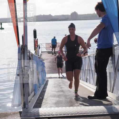 17.08.2025 - KN Förde Triathlon 2025 MichiJ http://msf.ph/oto/8582318 17.08.2025 09:21:32 Schwimmen 171, 194, 201, 194, 201, 230 meine-sportfotos.de