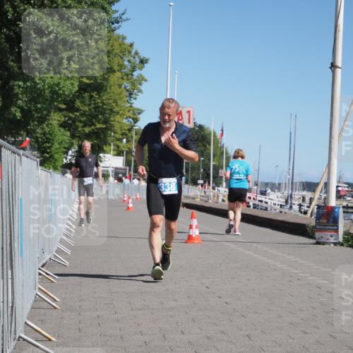 17.08.2025 - KN Förde Triathlon 2025 KatJ http://msf.ph/oto/8582361 17.08.2025 12:24:25 Laufen 338, 344 meine-sportfotos.de