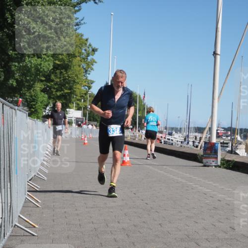 17.08.2025 - KN Förde Triathlon 2025 KatJ http://msf.ph/oto/8582363 17.08.2025 12:24:25 Laufen 338, 344 meine-sportfotos.de