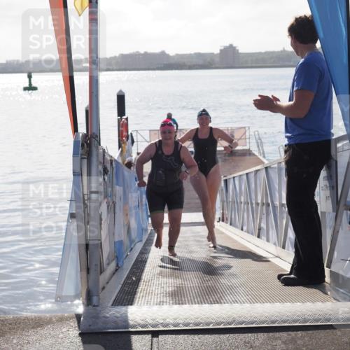 17.08.2025 - KN Förde Triathlon 2025 MichiJ http://msf.ph/oto/8582385 17.08.2025 09:21:36 Schwimmen 171, 194, 201, 230, 194, 230 meine-sportfotos.de