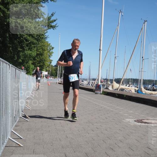 17.08.2025 - KN Förde Triathlon 2025 KatJ http://msf.ph/oto/8582393 17.08.2025 12:24:27 Laufen 338, 344 meine-sportfotos.de