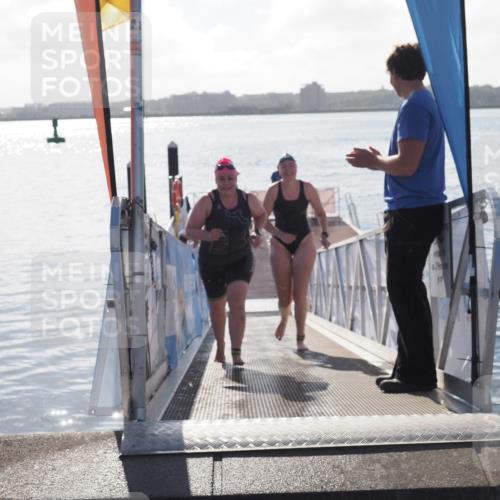 17.08.2025 - KN Förde Triathlon 2025 MichiJ http://msf.ph/oto/8582398 17.08.2025 09:21:37 Schwimmen 171, 194, 201, 230, 230, 244 meine-sportfotos.de