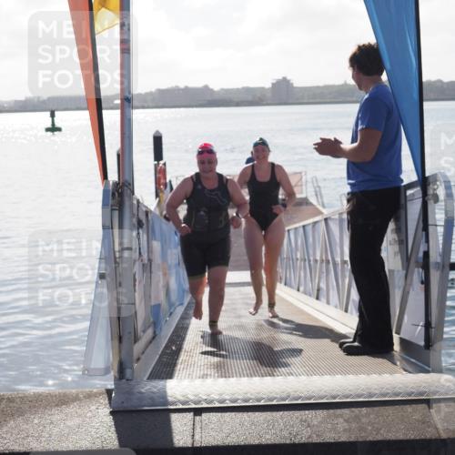 17.08.2025 - KN Förde Triathlon 2025 MichiJ http://msf.ph/oto/8582401 17.08.2025 09:21:37 Schwimmen 171, 194, 201, 230, 230, 244 meine-sportfotos.de
