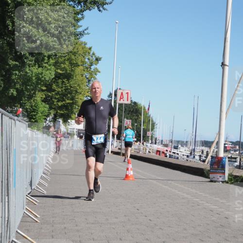 17.08.2025 - KN Förde Triathlon 2025 KatJ http://msf.ph/oto/8582426 17.08.2025 12:24:31 Laufen 338, 344 meine-sportfotos.de