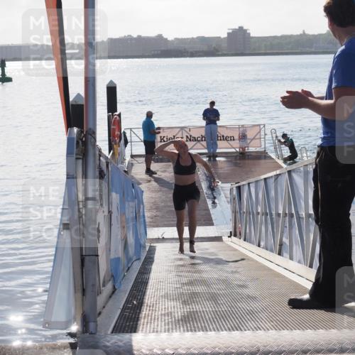 17.08.2025 - KN Förde Triathlon 2025 MichiJ http://msf.ph/oto/8582456 17.08.2025 09:21:51 Schwimmen 244, 212, 215, 242, 244 meine-sportfotos.de