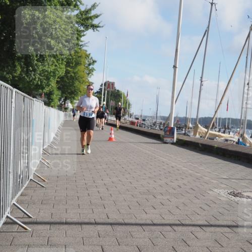 17.08.2025 - KN Förde Triathlon 2025 KatJ http://msf.ph/oto/8582463 17.08.2025 10:00:50 Laufen 157 meine-sportfotos.de