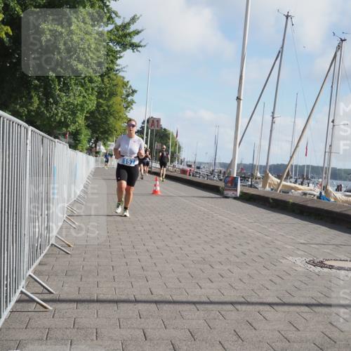 17.08.2025 - KN Förde Triathlon 2025 KatJ http://msf.ph/oto/8582469 17.08.2025 10:00:51 Laufen 157 meine-sportfotos.de