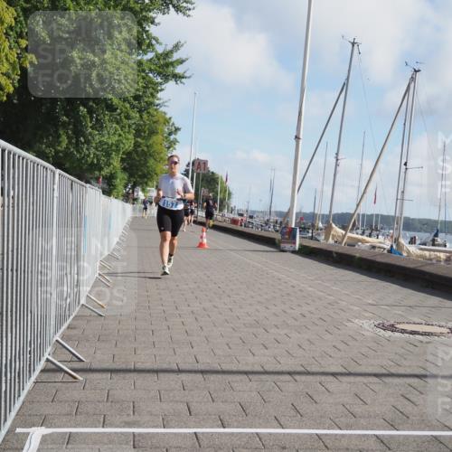17.08.2025 - KN Förde Triathlon 2025 KatJ http://msf.ph/oto/8582472 17.08.2025 10:00:51 Laufen 157 meine-sportfotos.de