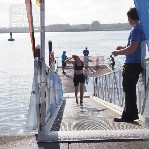 17.08.2025 - KN Förde Triathlon 2025 MichiJ http://msf.ph/oto/8582474 17.08.2025 09:21:52 Schwimmen 244, 212, 215, 242, 244 meine-sportfotos.de