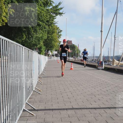 17.08.2025 - KN Förde Triathlon 2025 KatJ http://msf.ph/oto/8582547 17.08.2025 10:01:22 Laufen 117 meine-sportfotos.de