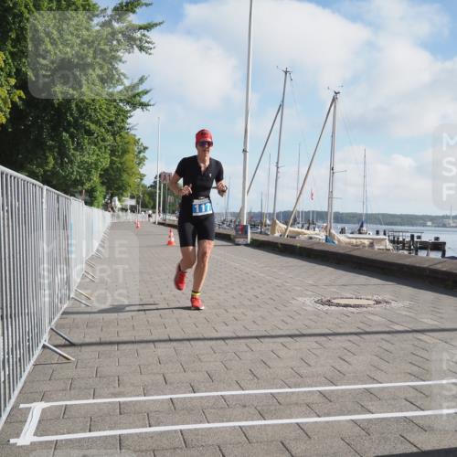 17.08.2025 - KN Förde Triathlon 2025 KatJ http://msf.ph/oto/8582575 17.08.2025 10:01:24 Laufen 117 meine-sportfotos.de