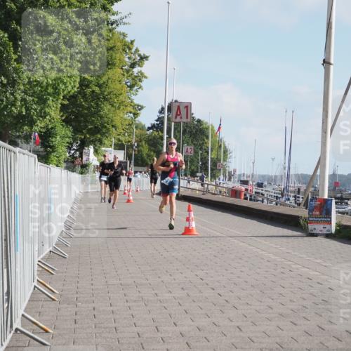17.08.2025 - KN Förde Triathlon 2025 KatJ http://msf.ph/oto/8582665 17.08.2025 10:02:42 Laufen 121 meine-sportfotos.de