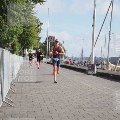 17.08.2025 - KN Förde Triathlon 2025 KatJ http://msf.ph/oto/8582677 17.08.2025 10:02:44 Laufen 121, 125 meine-sportfotos.de