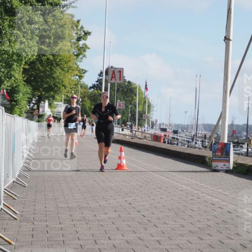 17.08.2025 - KN Förde Triathlon 2025 KatJ http://msf.ph/oto/8582695 17.08.2025 10:02:48 Laufen 121, 125, 147 meine-sportfotos.de