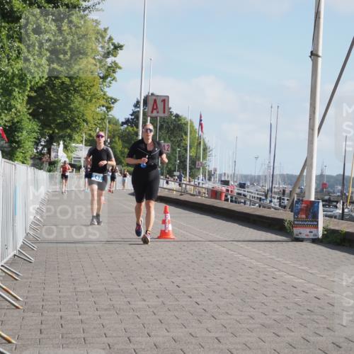 17.08.2025 - KN Förde Triathlon 2025 KatJ http://msf.ph/oto/8582699 17.08.2025 10:02:48 Laufen 121, 125, 147 meine-sportfotos.de
