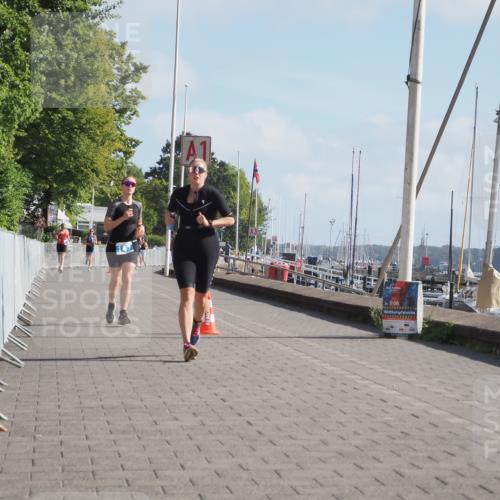 17.08.2025 - KN Förde Triathlon 2025 KatJ http://msf.ph/oto/8582709 17.08.2025 10:02:49 Laufen 121, 125, 147 meine-sportfotos.de