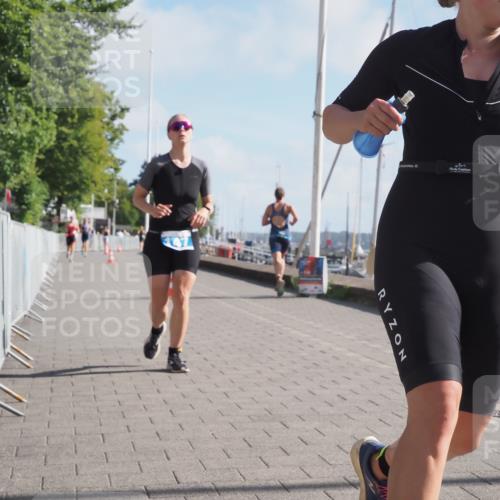 17.08.2025 - KN Förde Triathlon 2025 KatJ http://msf.ph/oto/8582734 17.08.2025 10:02:53 Laufen 125, 147 meine-sportfotos.de