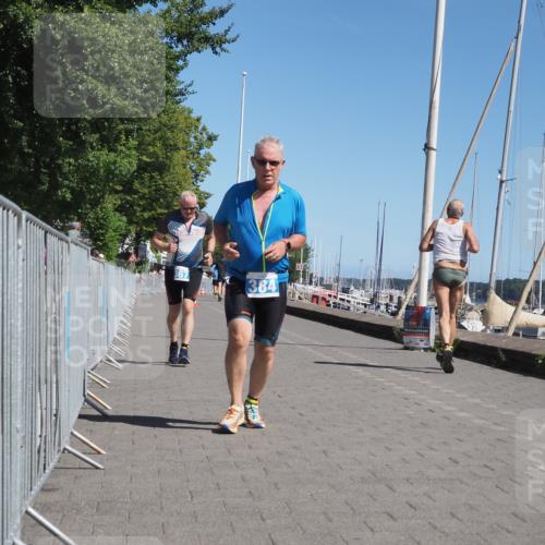17.08.2025 - KN Förde Triathlon 2025 KatJ http://msf.ph/oto/8582735 17.08.2025 12:26:47 Laufen 367, 384 meine-sportfotos.de