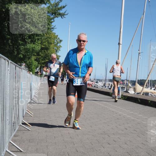 17.08.2025 - KN Förde Triathlon 2025 KatJ http://msf.ph/oto/8582747 17.08.2025 12:26:48 Laufen 367, 384 meine-sportfotos.de
