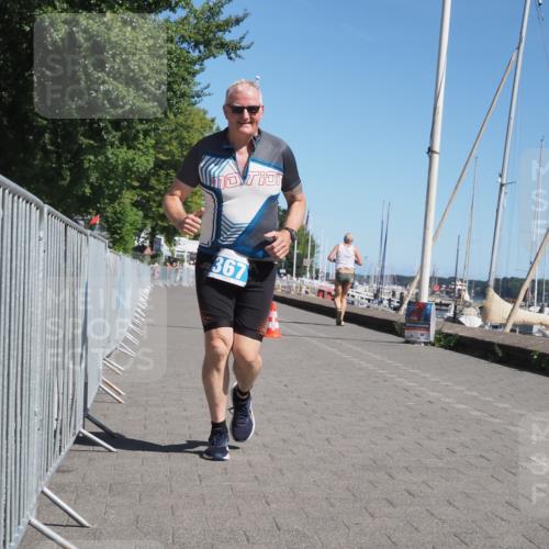 17.08.2025 - KN Förde Triathlon 2025 KatJ http://msf.ph/oto/8582778 17.08.2025 12:26:51 Laufen 367, 384 meine-sportfotos.de