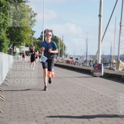 17.08.2025 - KN Förde Triathlon 2025 KatJ http://msf.ph/oto/8582831 17.08.2025 10:03:26 Laufen 126, 148 meine-sportfotos.de
