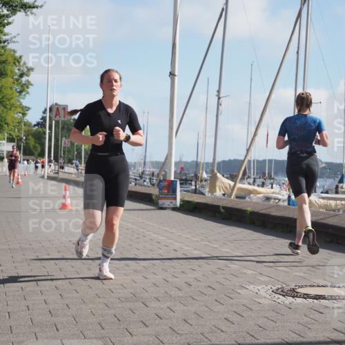 17.08.2025 - KN Förde Triathlon 2025 KatJ http://msf.ph/oto/8582896 17.08.2025 10:03:34 Laufen 126 meine-sportfotos.de