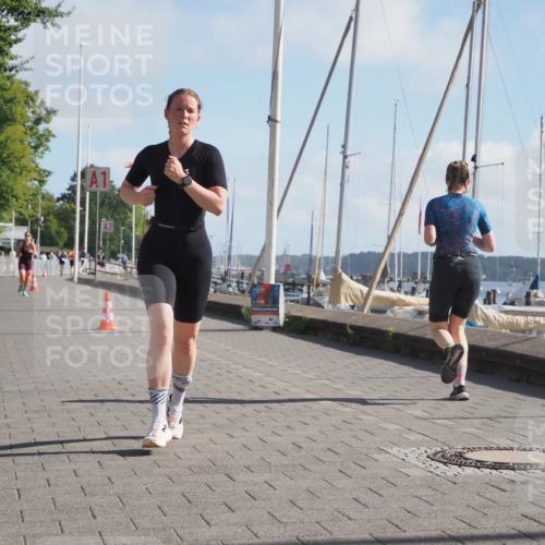17.08.2025 - KN Förde Triathlon 2025 KatJ http://msf.ph/oto/8582898 17.08.2025 10:03:34 Laufen 126 meine-sportfotos.de
