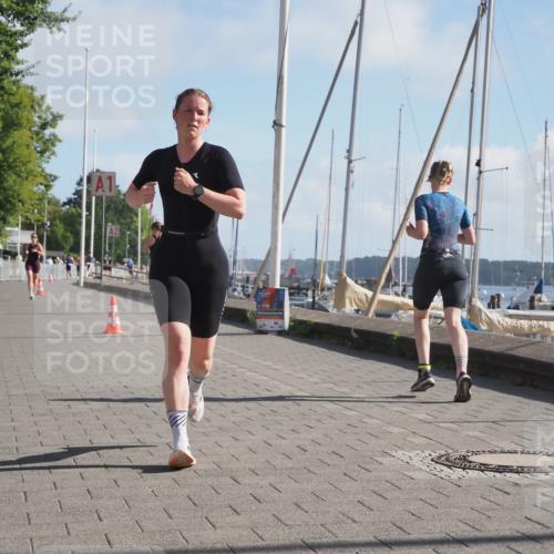 17.08.2025 - KN Förde Triathlon 2025 KatJ http://msf.ph/oto/8582901 17.08.2025 10:03:34 Laufen 126 meine-sportfotos.de