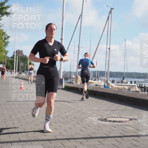 17.08.2025 - KN Förde Triathlon 2025 KatJ http://msf.ph/oto/8582908 17.08.2025 10:03:34 Laufen 126 meine-sportfotos.de