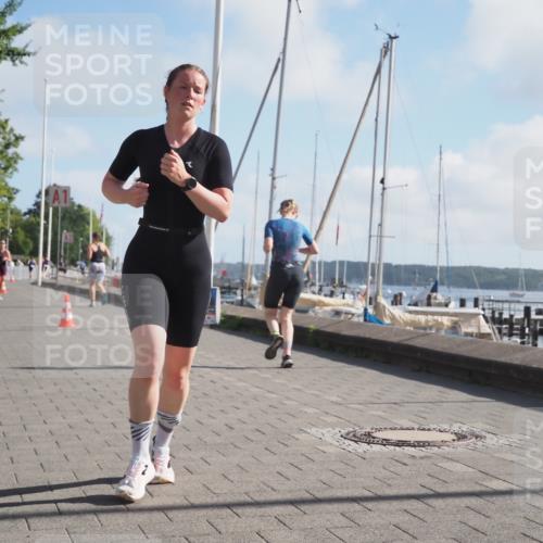 17.08.2025 - KN Förde Triathlon 2025 KatJ http://msf.ph/oto/8582910 17.08.2025 10:03:34 Laufen 126 meine-sportfotos.de