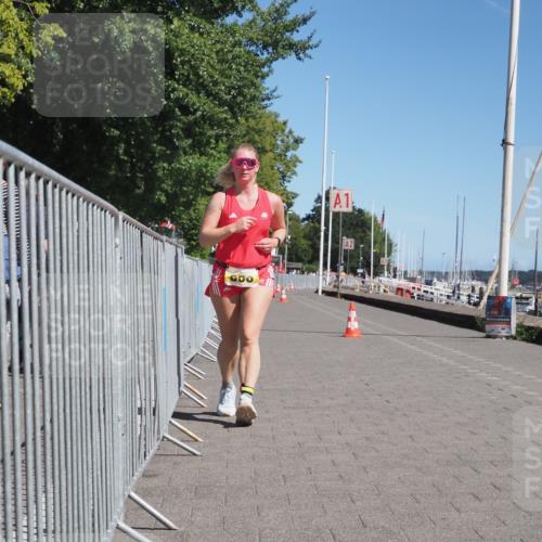 17.08.2025 - KN Förde Triathlon 2025 KatJ http://msf.ph/oto/8583026 17.08.2025 12:30:51 Laufen 606 meine-sportfotos.de