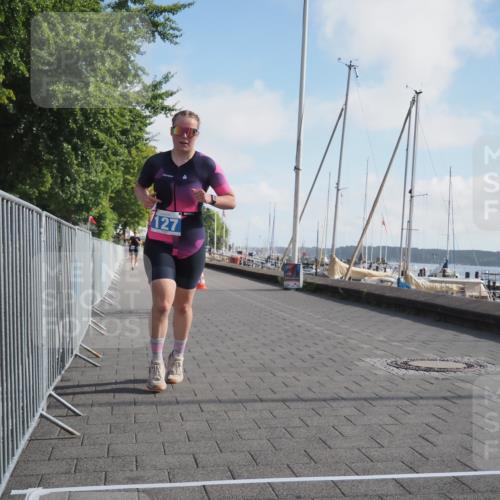 17.08.2025 - KN Förde Triathlon 2025 KatJ http://msf.ph/oto/8583042 17.08.2025 10:04:53 Laufen 127, 253 meine-sportfotos.de