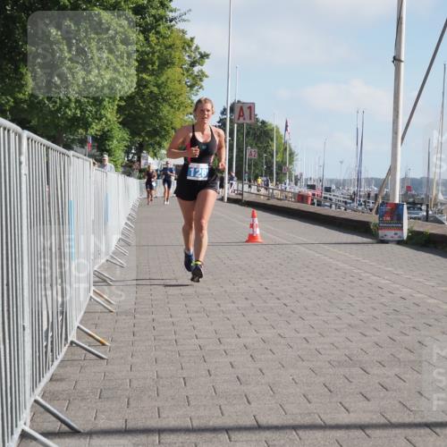 17.08.2025 - KN Förde Triathlon 2025 KatJ http://msf.ph/oto/8583164 17.08.2025 10:05:30 Laufen 128 meine-sportfotos.de
