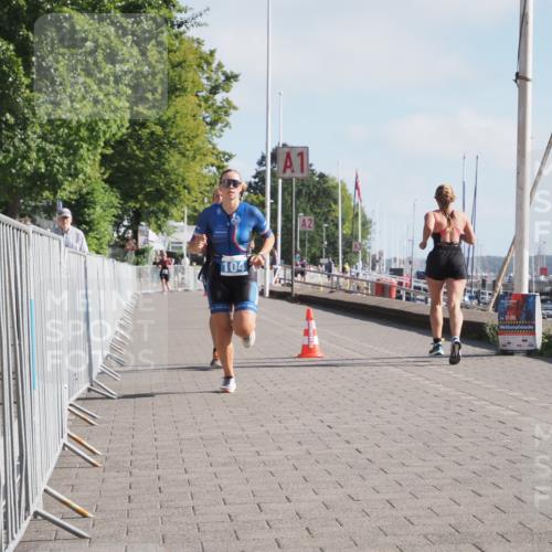 17.08.2025 - KN Förde Triathlon 2025 KatJ http://msf.ph/oto/8583203 17.08.2025 10:05:40 Laufen 104, 145 meine-sportfotos.de