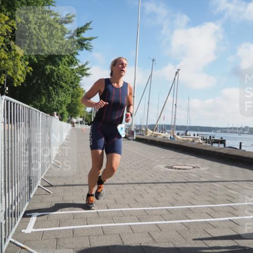 17.08.2025 - KN Förde Triathlon 2025 KatJ http://msf.ph/oto/8583259 17.08.2025 10:05:44 Laufen 104, 145 meine-sportfotos.de