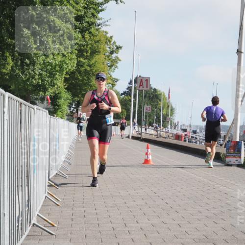 17.08.2025 - KN Förde Triathlon 2025 KatJ http://msf.ph/oto/8583401 17.08.2025 10:06:26 Laufen 146, 151 meine-sportfotos.de