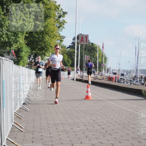 17.08.2025 - KN Förde Triathlon 2025 KatJ http://msf.ph/oto/8583452 17.08.2025 10:06:33 Laufen 105, 122, 151, 166 meine-sportfotos.de