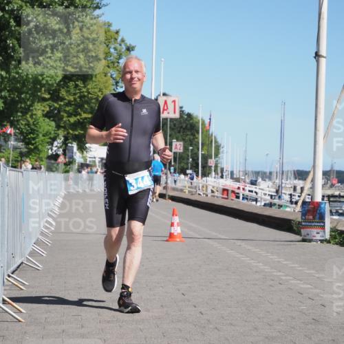 17.08.2025 - KN Förde Triathlon 2025 KatJ http://msf.ph/oto/8583476 17.08.2025 12:38:49 Laufen 344 meine-sportfotos.de